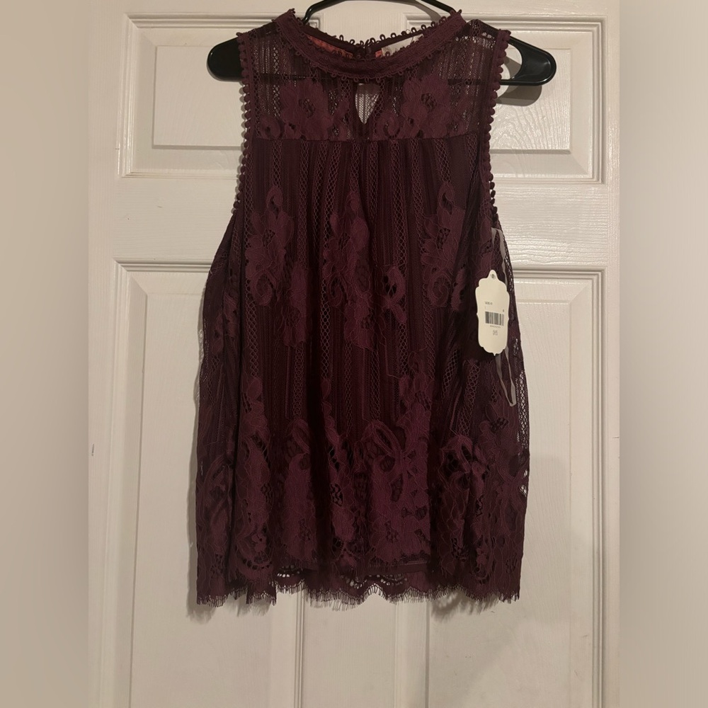 Altar'd State Lace Sleeveless Blouse - Deep Burgundy
